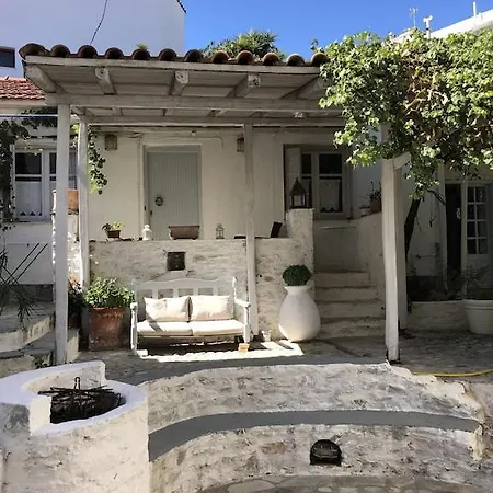 Apartment Hikers 2 Skiathos Town