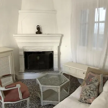 Hikers 2 Apartment Skiathos Town